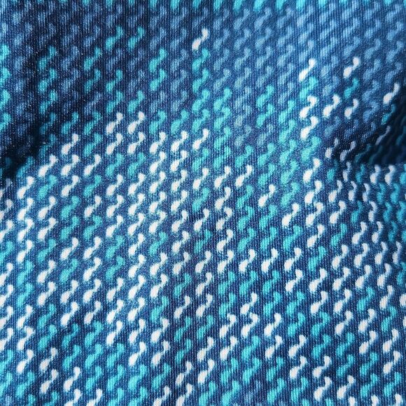 Nike Pro Dri-FIT Turtleneck Long Sleeve Shirt Women’s M Blue Teal Patterned - Picture 3 of 8